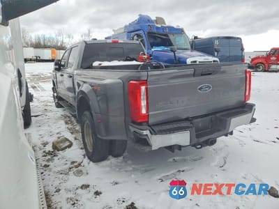 Drugie zdjęcie samochodu z przodu: 2024 FORD F350 SUPER - SEMI TRUCK VIN:1FT8W3DT4REF70462 - miniatura