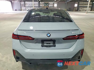 Zdjęcie 6 z 11 samochodu: 2024 BMW 530 I VIN:WBA43FJ0XRCS22483 - miniatura
