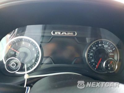 Zdjęcie 9 z 12 samochodu: 2021 RAM 1500 BIG HORN/LONE STAR VIN:1C6SRFBT5MN796088 - miniatura