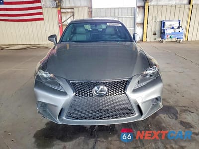 Piąte zdjęcie samochodu w środku: 2016 LEXUS IS 200T VIN:JTHBA1D27G5032866 - miniatura