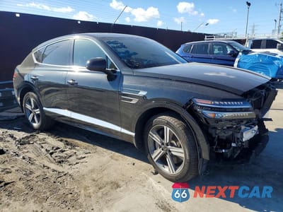 Czwarte zdjęcie samochodu z boku: 2025 GENESIS GV80 COUPE 3.5T VIN:KMUJAESC3SU224006 - miniatura