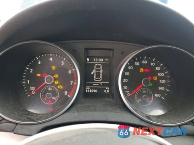 Zdjęcie 9 z 12 samochodu: 2011 VOLKSWAGEN GOLF VIN:WVWBB7AJ1BW218726 - miniatura