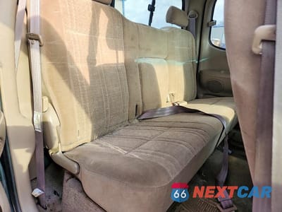 Zdjęcie 10 z 11 samochodu: 2004 TOYOTA TUNDRA ACCESS CAB SR5 VIN:5TBBT44174S451142 - miniatura