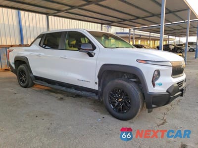 Czwarte zdjęcie samochodu z boku: 2024 CHEVROLET SILVERADO VIN:1GC10VEL9RU202488 - miniatura