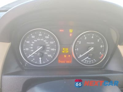 Zdjęcie 9 z 13 samochodu: 2014 BMW X1 XDRIVE28I VIN:WBAVL1C50EVY17549 - miniatura