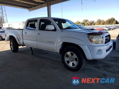 Czwarte zdjęcie samochodu z boku: 2006 TOYOTA TACOMA DOUBLE CAB LONG BED VIN:5TEMU52N26Z180666 - miniatura