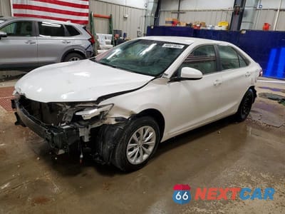 2017 TOYOTA CAMRY LE 4T1BF1FK7HU785865 - główne zdjęcie licytacji z USA - miniatura