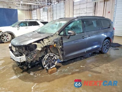 2019 CHRYSLER PACIFICA HYBRID LIMITED 2C4RC1N78KR616824 - główne zdjęcie licytacji z USA - miniatura