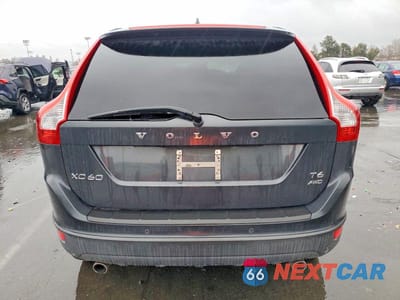 Zdjęcie 6 z 12 samochodu: 2013 VOLVO XC60 T6 VIN:YV4902DZ0D2441243 - miniatura