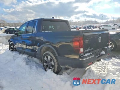 Drugie zdjęcie samochodu z przodu: 2017 HONDA RIDGELINE RTL VIN:5FPYK3F68HB029468 - miniatura