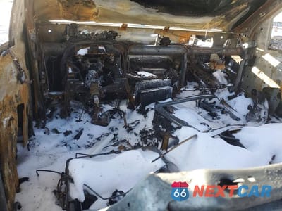 Zdjęcie 8 z 12 samochodu: 2020 CHEVROLET SILVERADO K2500 HIGH COUNTRY VIN:1GC4YREY2LF129307 - miniatura