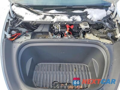Zdjęcie 11 z 13 samochodu: 2024 TESLA MODEL Y VIN:7SAYGDED6RA318642 - miniatura