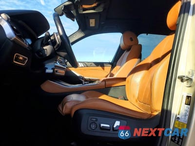 Zdjęcie 7 z 12 samochodu: 2019 BMW X5 XDRIVE40I VIN:5UXCR6C56KLL03491 - miniatura