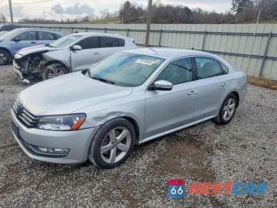 2015 VOLKSWAGEN PASSAT S 1VWAT7A33FC087779 - główne zdjęcie licytacji z USA - miniatura