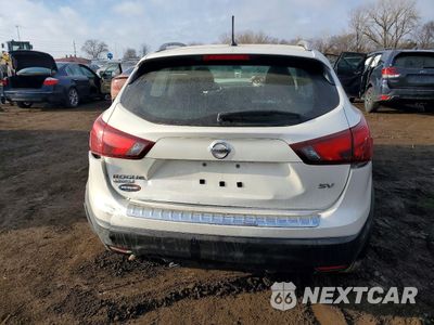 Zdjęcie 6 z 14 samochodu: 2017 NISSAN ROGUE SPORT S VIN:JN1BJ1CP1HW019219 - miniatura
