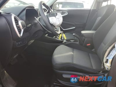 Zdjęcie 7 z 13 samochodu: 2025 KIA SOUL LX VIN:KNDJ23AU3S7927604 - miniatura