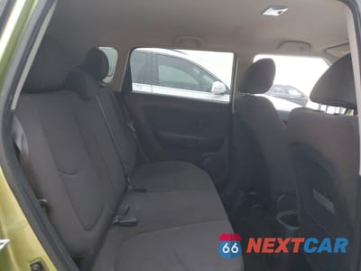 Zdjęcie 10 z 12 samochodu: 2013 KIA SOUL VIN:KNDJT2A55D7574883 - miniatura