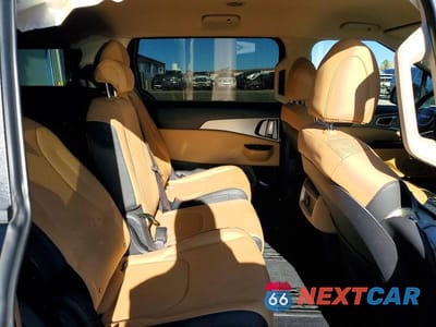 Zdjęcie 11 z 12 samochodu: 2024 KIA CARNIVAL LX VIN:KNDNB4H38R6448194 - miniatura