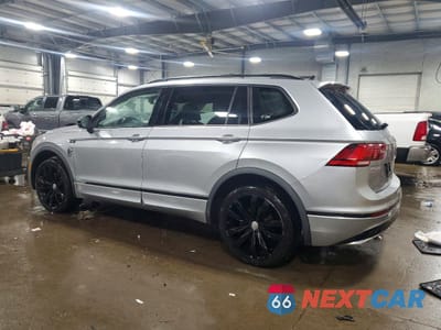 Drugie zdjęcie samochodu z przodu: 2020 VOLKSWAGEN TIGUAN SE VIN:3VV2B7AX8LM106531 - miniatura