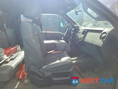 Piąte zdjęcie samochodu w środku: 2016 FORD F350 SUPER DUTY VIN:1FD8X3HT1GEB07372 - miniatura