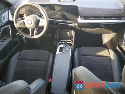 Zdjęcie 8 z 13 samochodu: 2025 BMW X2 XDRIVE28I VIN:WBX63GM02S5078616 - miniatura