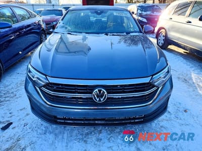 Piąte zdjęcie samochodu w środku: 2024 VOLKSWAGEN JETTA S VIN:3VW5M7BU3RM051101 - miniatura