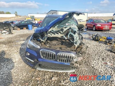 Piąte zdjęcie samochodu w środku: 2018 BMW X1 SDRIVE28I VIN:WBXHU7C3XJ5L09729 - miniatura