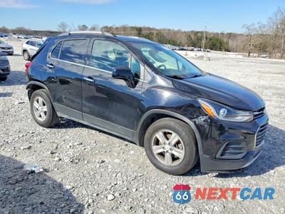 Czwarte zdjęcie samochodu z boku: 2019 CHEVROLET TRAX 1LT VIN:KL7CJLSB2KB909615 - miniatura