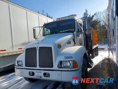 Drugie zdjęcie samochodu z przodu: 2003 KENWORTH CONSTRUCTION T300 VIN:2NKMHZ7XX3M385140 - miniatura