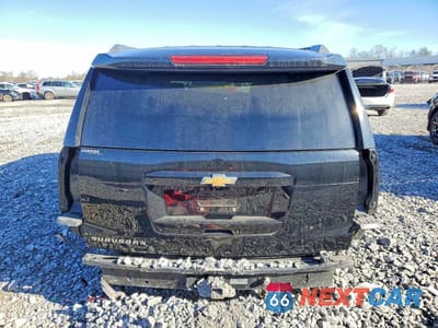 Zdjęcie 6 z 13 samochodu: 2017 CHEVROLET SUBURBAN C1500 LS VIN:1GNSCGKC0HR343339 - miniatura