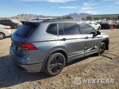 Trzecie zdjęcie samochodu z tyłu: 2022 VOLKSWAGEN TIGUAN SE VIN:3VV8B7AX4NM008349 - miniatura