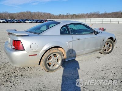 Trzecie zdjęcie samochodu z tyłu: 2004 FORD MUSTANG VIN:1FAFP40684F184954 - miniatura