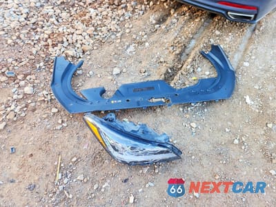 Zdjęcie 12 z 13 samochodu: 2015 HYUNDAI GENESIS 3.8L VIN:KMHGN4JE9FU094619 - miniatura