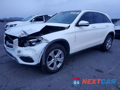 2017 MERCEDES-BENZ GLC 300 WDC0G4JB1HF229017 - główne zdjęcie licytacji z USA - miniatura