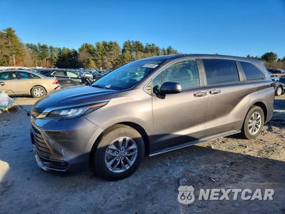 2022 TOYOTA SIENNA LE 5TDKRKEC9NS116833 - główne zdjęcie licytacji z USA - miniatura