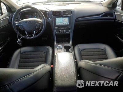 Zdjęcie 8 z 11 samochodu: 2018 FORD FUSION SE VIN:3FA6P0HD1JR199662 - miniatura