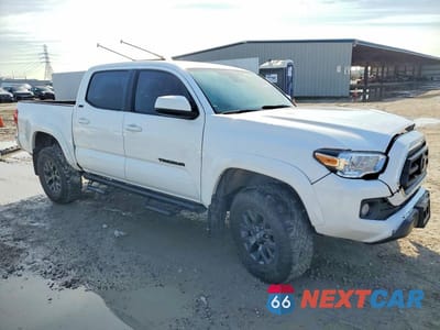 Czwarte zdjęcie samochodu z boku: 2023 TOYOTA TACOMA DOUBLE CAB VIN:3TMAZ5CN4PM208999 - miniatura