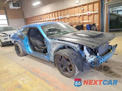 Czwarte zdjęcie samochodu z boku: 2015 DODGE CHALLENGER R/T SCAT PACK VIN:2C3CDZFJ0FH855294 - miniatura