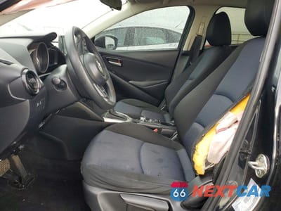 Zdjęcie 7 z 12 samochodu: 2019 TOYOTA YARIS L VIN:3MYDLBYV0KY524604 - miniatura