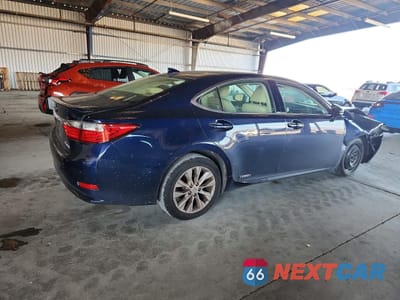 Trzecie zdjęcie samochodu z tyłu: 2015 LEXUS ES 300H BASE VIN:JTHBW1GGXF2085960 - miniatura