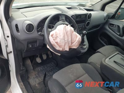 Zdjęcie 8 z 13 samochodu: 2018 PEUGEOT VIVACITY VIN:VF37R9HF8JJ518165 - miniatura