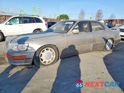 1999 LEXUS LS 400 JT8UF11E0P0177642 - główne zdjęcie licytacji z USA - miniatura