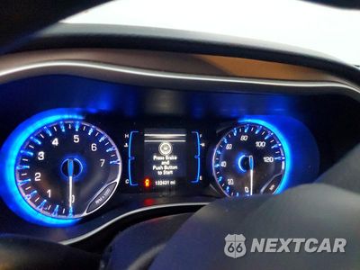 Zdjęcie 9 z 13 samochodu: 2018 CHRYSLER PACIFICA LX VIN:2C4RC1CG8JR130452 - miniatura