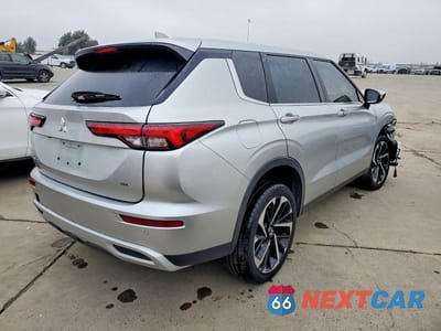 Trzecie zdjęcie samochodu z tyłu: 2023 MITSUBISHI OUTLANDER SE VIN:JA4J3UA81PZ012021 - miniatura
