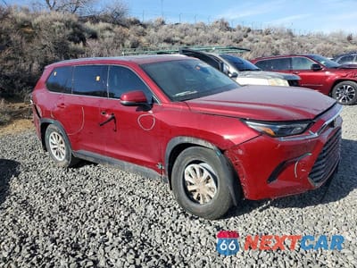 Czwarte zdjęcie samochodu z boku: 2025 TOYOTA GRAND HIGHLANDER LE VIN:5TDAAAB52SS100262 - miniatura