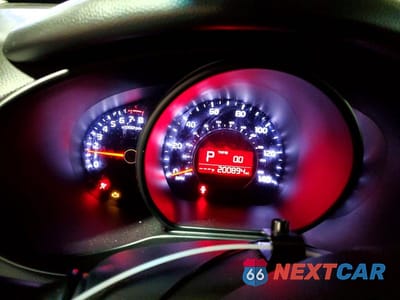 Zdjęcie 9 z 12 samochodu: 2018 KIA SOUL VIN:KNDJN2A21J7596830 - miniatura