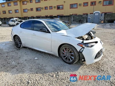 Czwarte zdjęcie samochodu z boku: 2024 ALFA ROMEO GIULIA TI VIN:ZARFAMBN4R7679997 - miniatura
