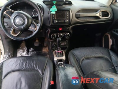 Zdjęcie 8 z 11 samochodu: 2016 JEEP RENEGADE LIMITED VIN:ZACCJBDT8GPD07642 - miniatura