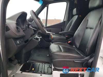 Zdjęcie 7 z 12 samochodu: 2022 MERCEDES BENZ SPRINTER 1500 VAN STANDARD ROOF VIN:W1Y70BGY4NT096559 - miniatura