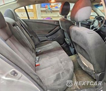 Zdjęcie 10 z 11 samochodu: 2011 NISSAN ALTIMA BASE VIN:1N4AL2APXBN427281 - miniatura